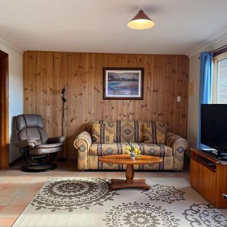 The Cottage - Tidelines Of Bicheno Extérieur photo