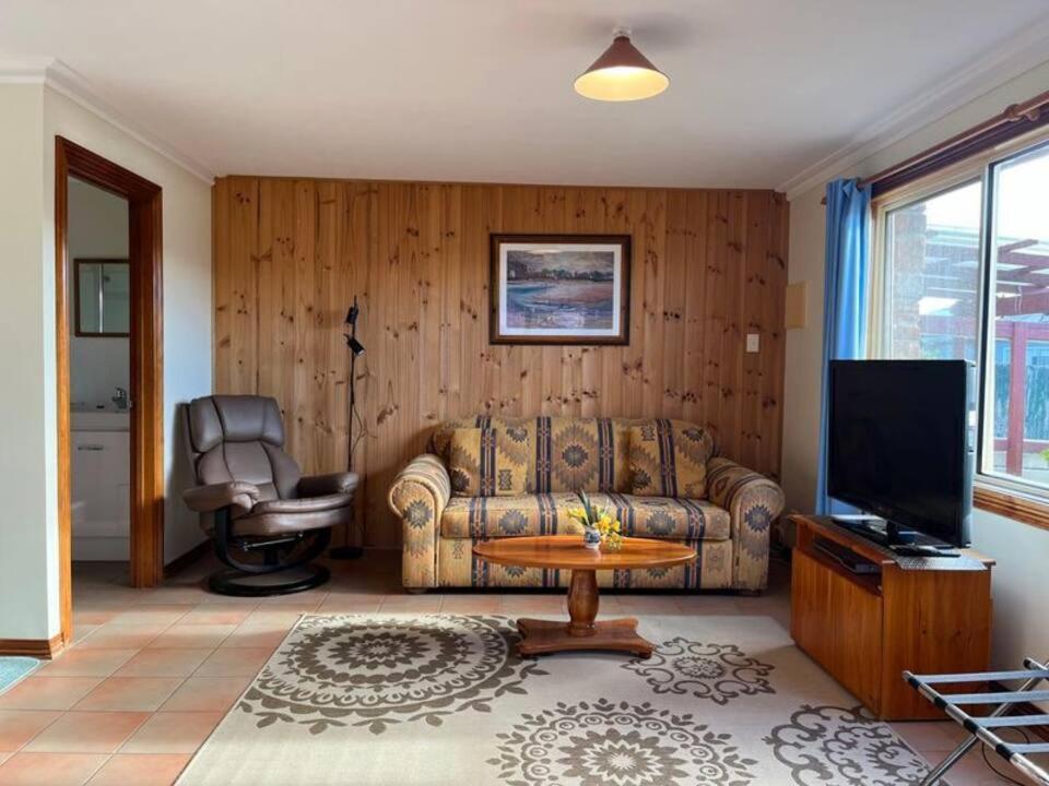 The Cottage - Tidelines Of Bicheno Extérieur photo