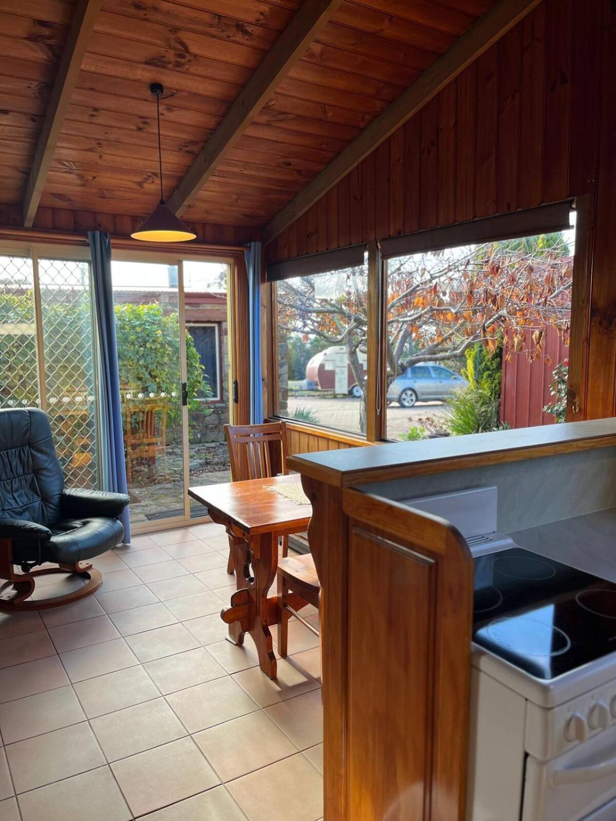 The Cottage - Tidelines Of Bicheno Extérieur photo